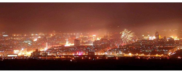 红山区夜景