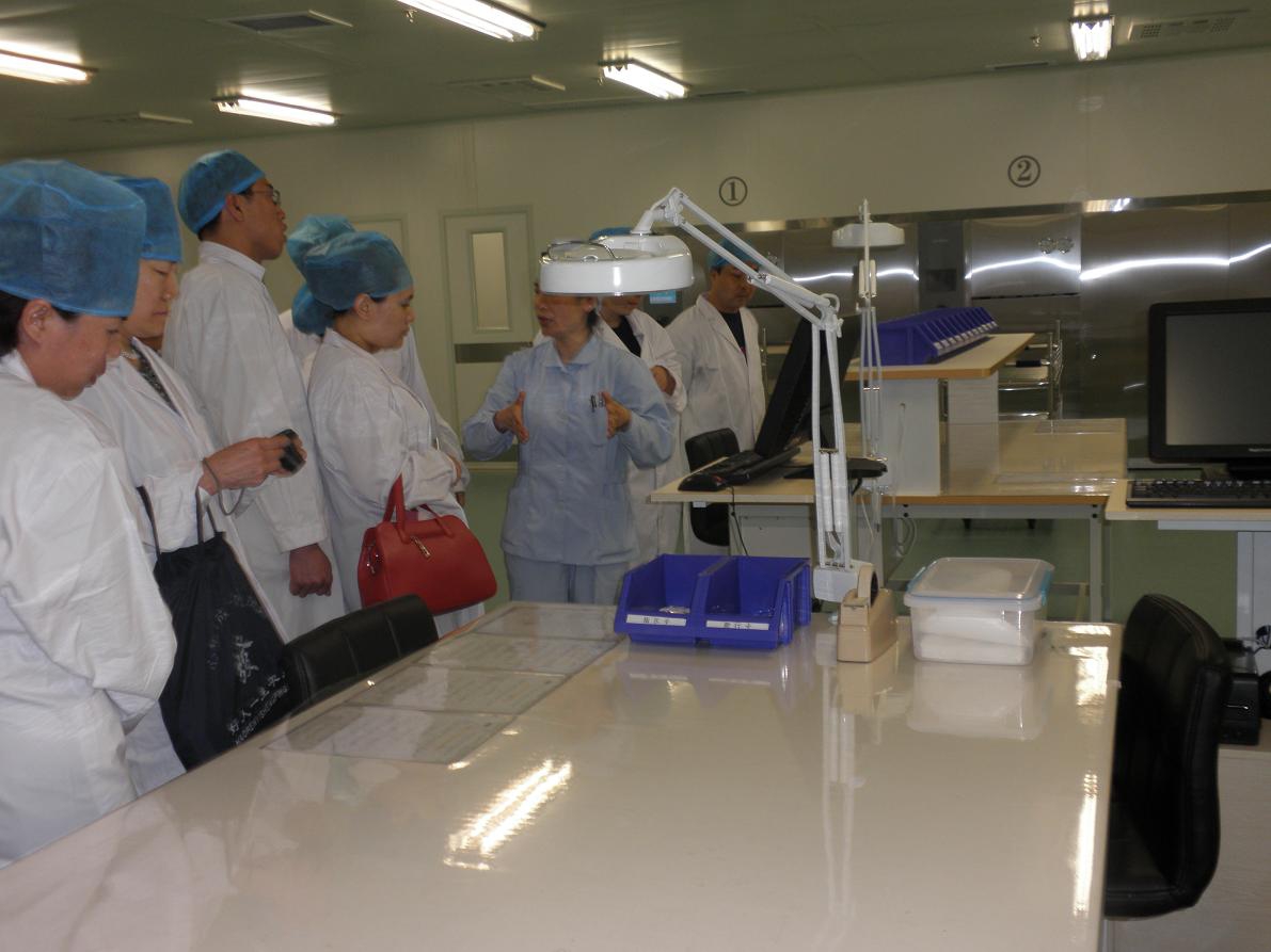 2010年5月23日到省立医院供应室学习.JPG