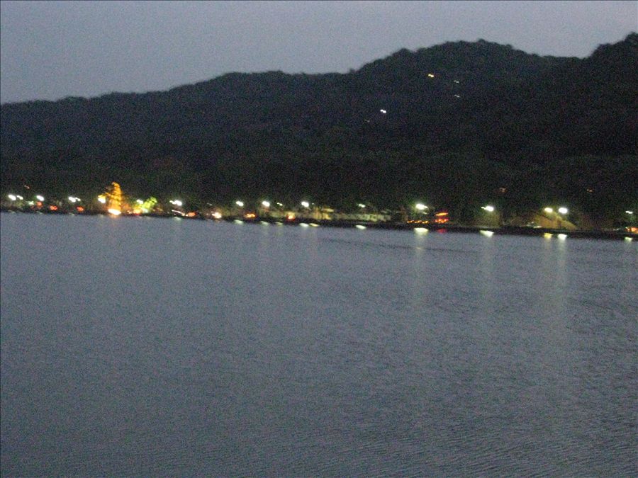 西子之夜.jpg